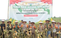 Polres Blitar Gelar Panen Raya Jagung Serentak Kuartal III, Bukti Sinergi Lintas Sektor untuk Ketahanan Pangan