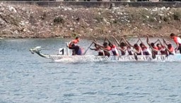 Lomba Dayung Perahu Naga HUT TNI Ke-80, Ajang Unjuk Prestasi Generasi Muda Kabupaten Mojokerto