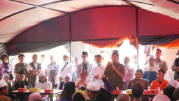 Wali Santri Sepakati Evakuasi Korban Reruntuhan Mushola Ponpes Al-Khoziny dengan Alat Berat