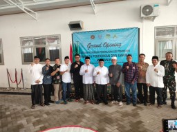 Bupati Blitar H. Rijanto Launching Program SPPG di Ponpes Jati Sanan