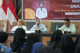 Pemkot Mojokerto Gelar Coaching Manajemen, Ning Ita Tekankan ASN Harus BerAKHLAK dalam Pelayanan