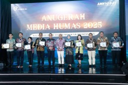 Pemkab Gresik Raih Peringkat Terbaik III Anugerah Media Humas 2025 untuk Kategori Website