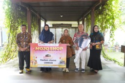 Belanja Berhadiah Umrah, Wali Kota Ning Ita Sebut Keuntungan Belanja di Mojo Shop Fiesta 