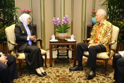 Program Rising Fellowship, Gubernur Khofifah Bertemu SM Singapura HE. Lee Hsien Loong Bahas Banyak Hal Strategis