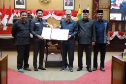 Dok!, APBD Sidoarjo 2026 Rp 5,716 Triliun Disahkan, Pemkab - DPRD : Program Pembangunan Lebih Dimaksimalkan