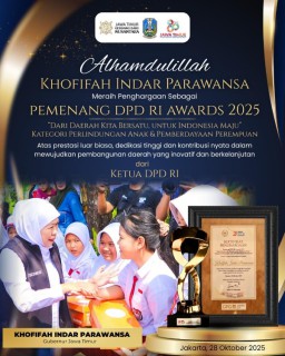 Komitmen Lindungi Anak dan Perempuan, Khofifah Raih Penghargaan DPD Awards 2025