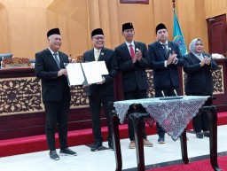 DPRD Surabaya Beri Catatan Pemkot dalam Rencana Kerja 2026, Dorong Pertumbuhan Ekonomi dan Kesiapan Hadapi IKN