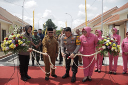 Kapolres Blitar Resmikan SBSN Rumah Dinas Tathya Dharaka Polres Blitar