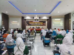 PWI Gresik Gelar Pelatihan Publik Speaking dan Lomba Voice Over