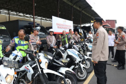 Perkuat Kesiapan Operasional, Polres Mojokerto Kota Teken Kerjasama Pengadaan Ratusan Unit Roda 2 Kendaraan Dinas