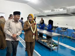 Wabup Mimik Resmikan Dapur SPPG MBG di Prambon