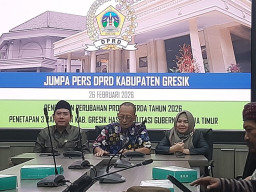 Dok!, Tiga Perda Disahkan, Wakil Ketua DPRD Gresik, Ahmad Nurhamim: Perkuat Tata Kelola Aset dan Pelayanan Publik