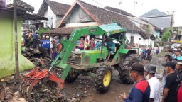 PTPN XII Gercep Atasi Musibah Banjir Bandang Kalibaru Banyuwangi