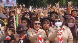 Bupati Anna Pimpin Upacara Jelajah Santri VII Jawa Timur, Ini Pesannya