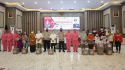 Sambut HUT Bhayangkara ke 76, Polda Jatim Gelar Baksos