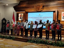 Gubernur Khofifah dan BPIP Komitmen Perkuat Ideologi Pancasila di Jawa Timur