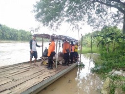 Bengawan Solo Siaga 2, BPBD Terus Pantau Pintu Air