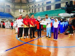 Bupati Bojonegoro Serahkan Bonus Atlet Peraih Medali Porprov Jatim