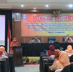 ASN Guru Kabupaten Mojokerto Harus Mampu Adaptasi Vuca