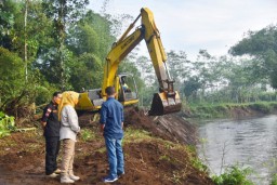 Bunda Indah Minta Masyarakat Tak Buang Sampah di Sungai