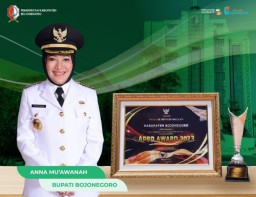 Sinau Bareng Cak Nun, Bupati Anna: Mari Menghayati Ilmu yang Diberikan untuk Hidup Kita