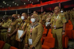 Wali Kota Mojokerto Ikuti Rakornas Penguatan Pertumbuhan Ekonomi dan Pengendalian Inflasi