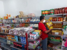 Polsek Ngasem Sidak ke Pedagang Migor