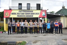 Kapolresta Sidoarjo Cek Pos Pam Ops Lilin Semeru 2022 di Arteri Porong