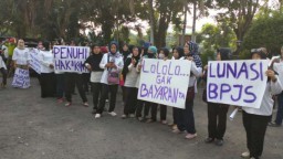 Puluhan Karyawan PT Kasa Husada Surabaya Demo Tuntut Pembayaran Gaji