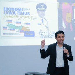 Wagub Emil Harap Mahasiswa Jangan Jadi Distracted Generation