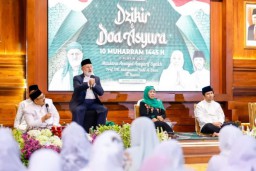 Gelar Dzikir dan Doa Assyuro, Gubernur Khofifah Maknai Momentum Perjuangan Sekaligus Kemenangan