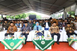 Gubernur Khofifah Sampaikan Selamat Atas Terpilihnya Ketua PW Muhammadiyah Jatim Dr Sukadiono