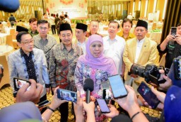 Gubernur Khofifah Tekankan Penguatan Industri Halal Sebagai Karakter dan Akhlaq Bangsa