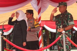 Gubernur Khofifah Pimpin Apel Gabungan Pengamanan Mudik Lebaran