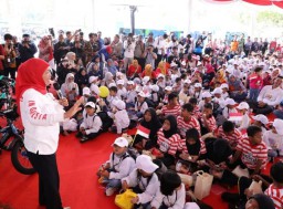 Peringatan Hari Anak Nasional, Gubernur Khofifah Ajak Lindungi dan Bahagiakan Anak-anak