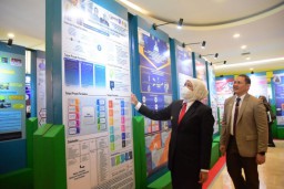 Tingkatkan Indeks Profesionalitas ASN Lewat 'Si Bang Kodir', Gubernur Khofifah Siapkan Paket Pelatihan Riset dan Inovasi Bagi ASN Teladan