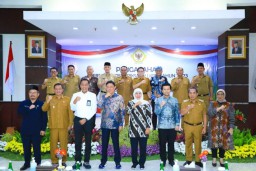 Gubernur Khofifah Dorong Penjabat Bupati/ Wali Kota Se Jatim Lanjutkan Progres Tindak Lanjut Pemeriksaan BPK di Masing-masing Daerah