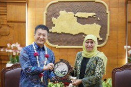 Terima Dubes RRT, Gubernur Khofifah Paparkan Peluang Pasar Komoditas Porang dan Sarang Walet Jatim