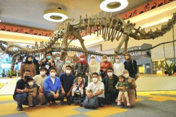 Ini Tempat Liburan Gubernur Khofifah Bersama Cucu dan Keluarga di Batu