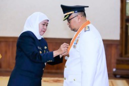 Lantik Timbul Prihanjoko Sebagai Bupati Probolinggo, Gubernur Khofifah: Meski Singkat Perannya Strategis dan Substansial
