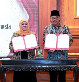 Gubernur Khofifah Teken Kerjasama Dengan Dirjen Pajak Kemenkeu RI