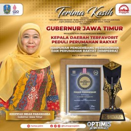 Gubernur Khofifah Terima Penghargaan Kepala Daerah Peduli Perumahan Rakyat