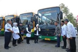 Gubernur Khofifah : Trans Jatim Koridor III Balongpanggang - Mojokerto Gratis Hingga 31 Oktober 2023