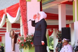 Khofifah Dorong Pemuda-Pemudi Jatim Jadi Game Changer