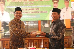 Desa Banjarbendo Bangun Gedung Serbaguna