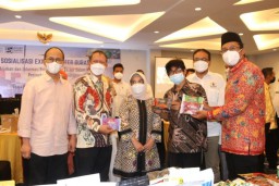 Dapat Suntikan Modal, Ribuan Kelompok Usaha Emak-emak Sambut Program KURMA