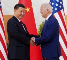 Joe Biden dan Jinping Bertemu Bahas Persoalan Tanpa Ketegangan