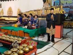 Merawat Tradisi Budaya, Desa Pasirharjo Gelar Pentas Wayang Kulit Semalam Suntuk