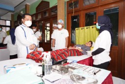 Pegadaian Gelar Khitan Massal di Tahun Baru Islam