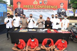 Empat Pelaku Curanmor Dibekuk Satreskrim Polrestabes Surabaya